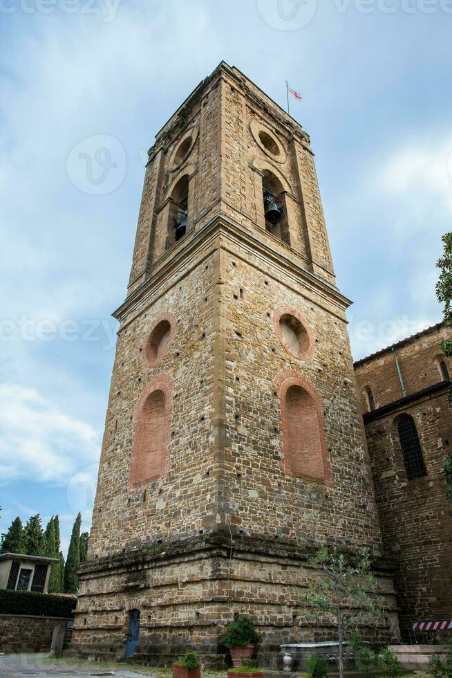 cloche la tour de le Basilique san miniato Al monte dans Florence photo