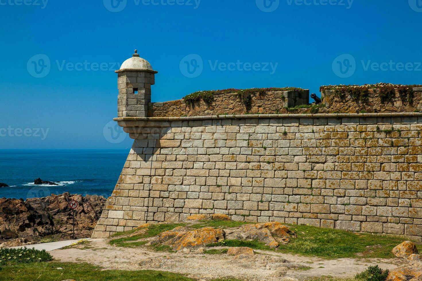 historique fort de sao francisco faire queijo construit sur le 6e siècle à porto ville dans le Portugal photo