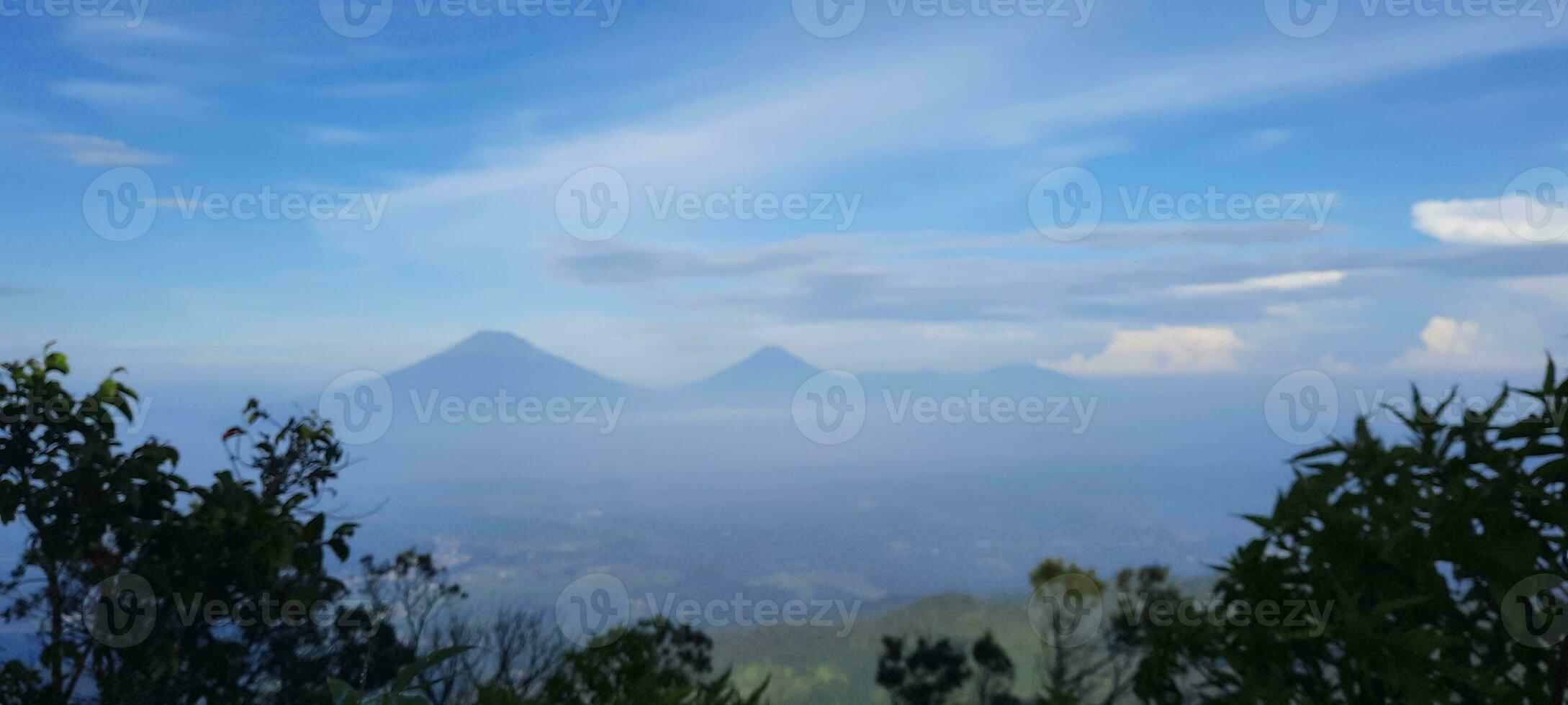 Montagne dans Indonésie photo