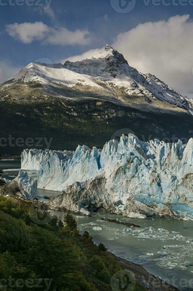 périto plus non glacier, los glaciaires nationale parc, Père Noël cruz province, patagonie Argentine. photo