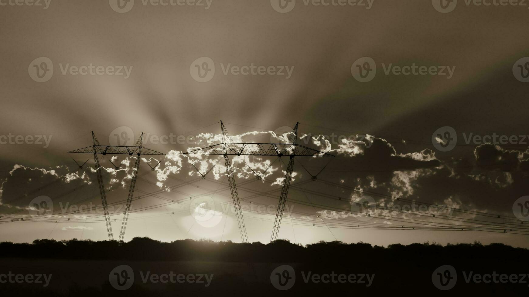 haute Tension Puissance ligne à coucher de soleil, pampa, Argentine photo