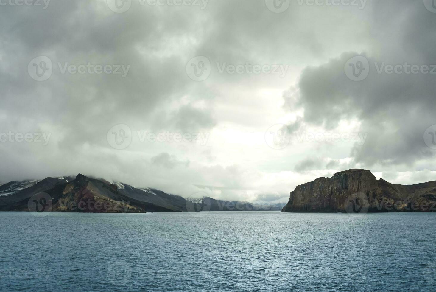 antarctique montagneux paysage, tromperie île photo