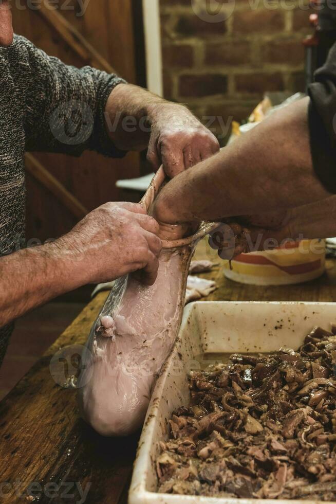 mains fabrication fait maison tête fromage, patagonie, Argentine photo