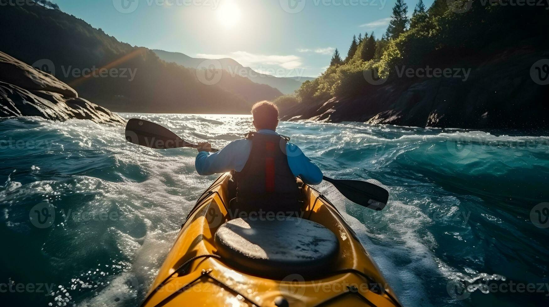 arrière vue de homme équitation kayak dans courant avec Contexte de magnifique paysage. photo