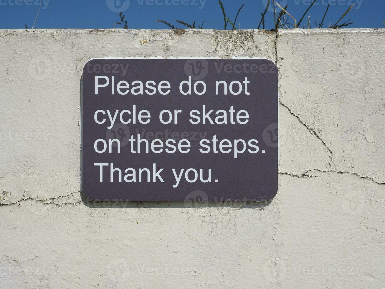 faire ne pas cycle ou patin signe photo