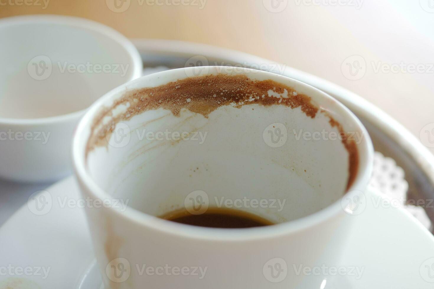 Haut vue de vide café tasse sur table , photo