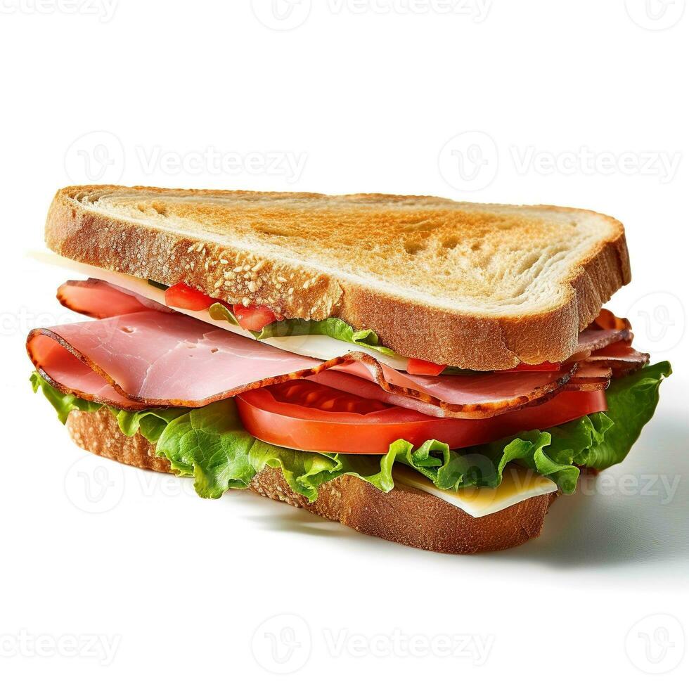 sandwich avec jambon, fromage, tomate et salade sur blanc Contexte photo