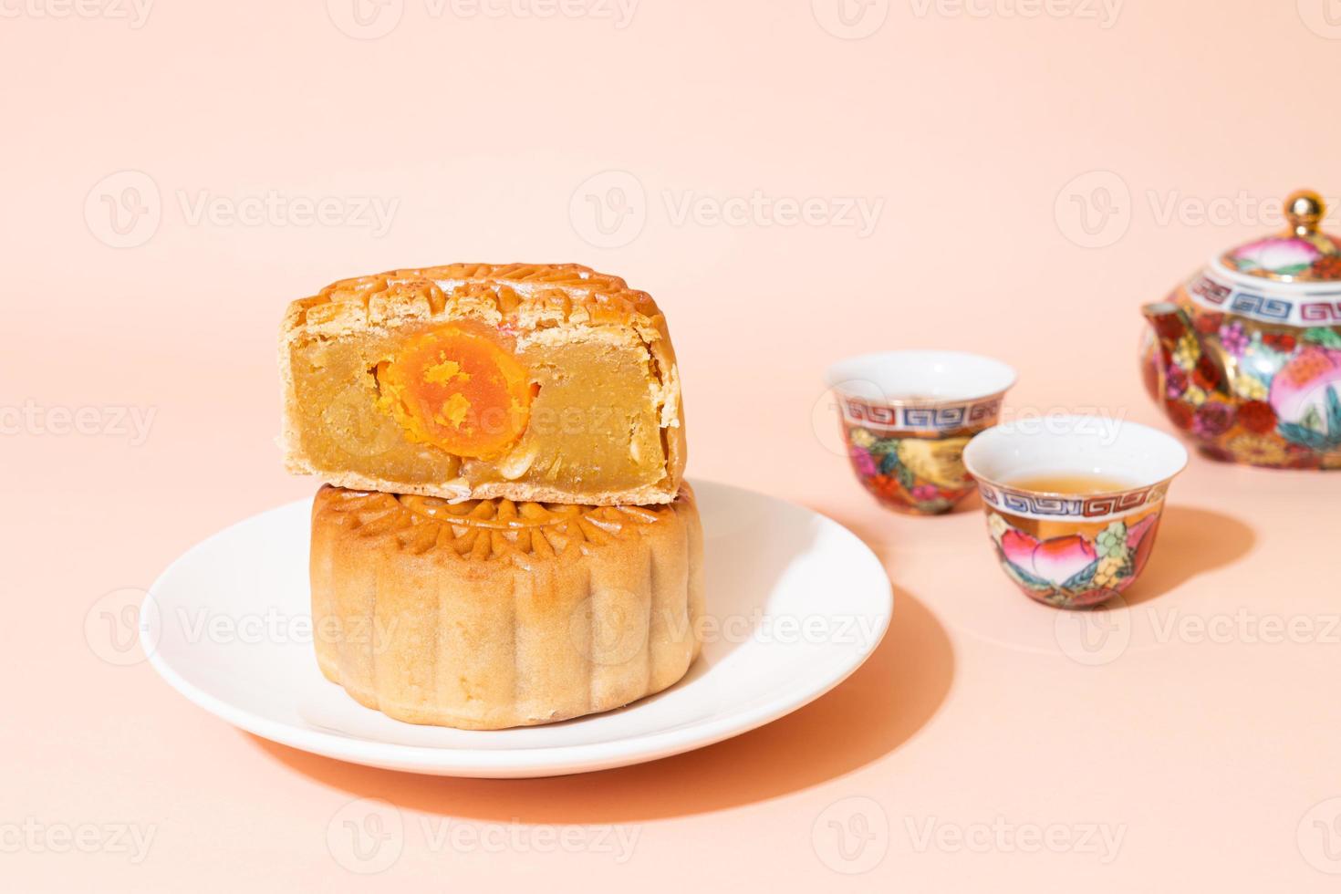 gâteau de lune chinois saveur durian et jaune d'oeuf photo