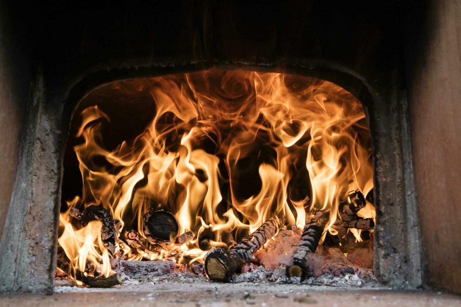 Feu et flammes de bois photo