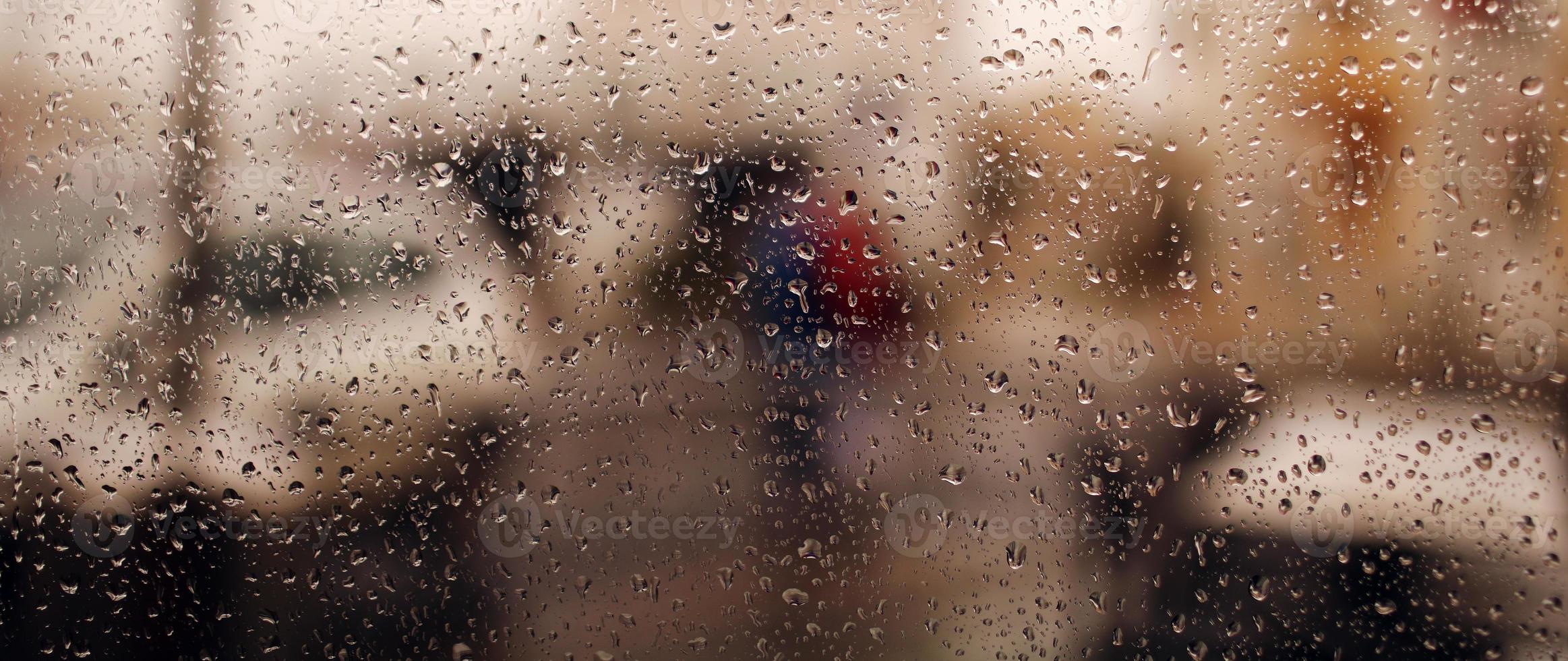 bannière de gouttes de pluie sur la fenêtre photo