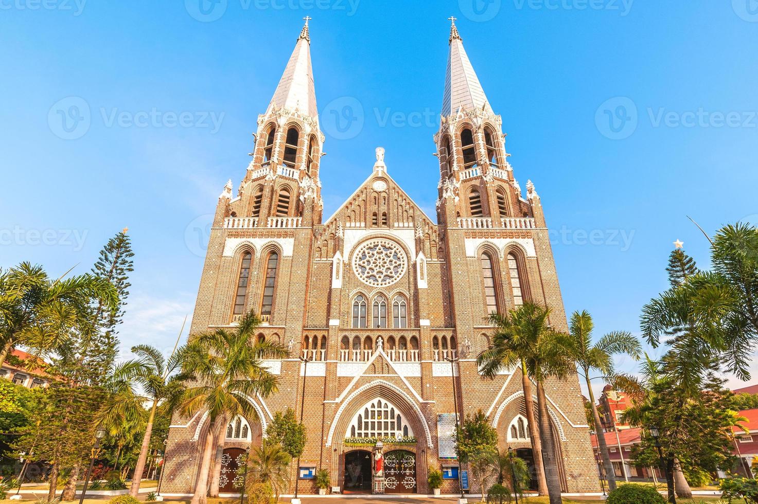 Cathédrale Sainte-Marie à Yangon au Myanmar photo