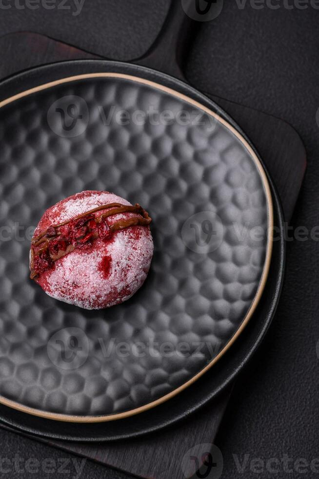 délicieux sucré coloré mochi desserts ou la glace crème avec riz pâte et garnitures photo