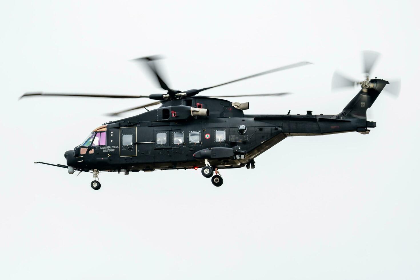 italien air Obliger Léonardo hh-101a césar mm81868 spécification opérations hélicoptère arrivée et atterrissage pour riat Royal international air tatouage 2018 salon de l'aéronautique photo