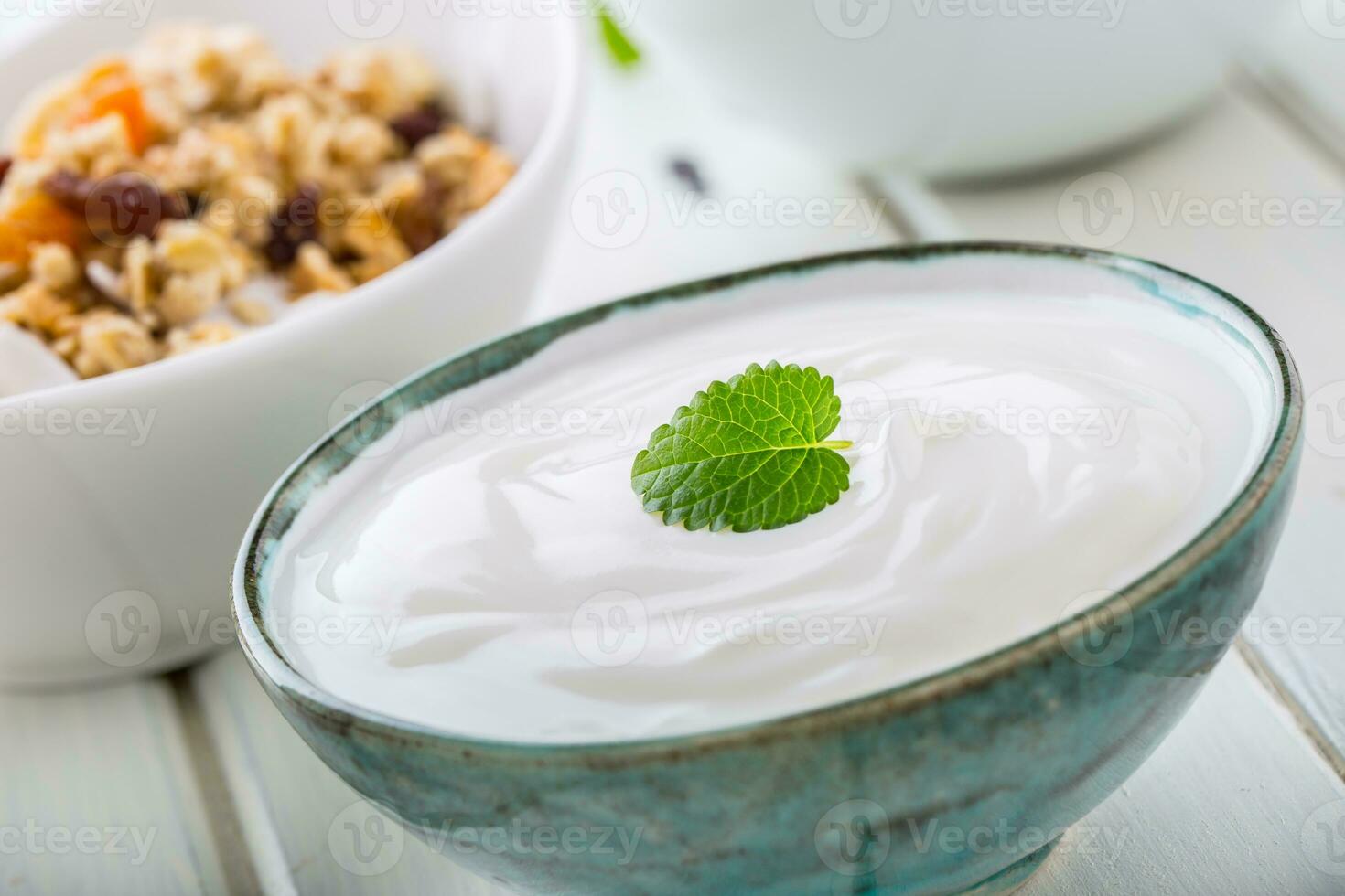 muesli Yaourt et baies. en bonne santé petit déjeuner avec yaourt granola et Frais fruit photo