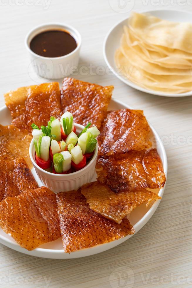 canard laqué - cuisine chinoise photo