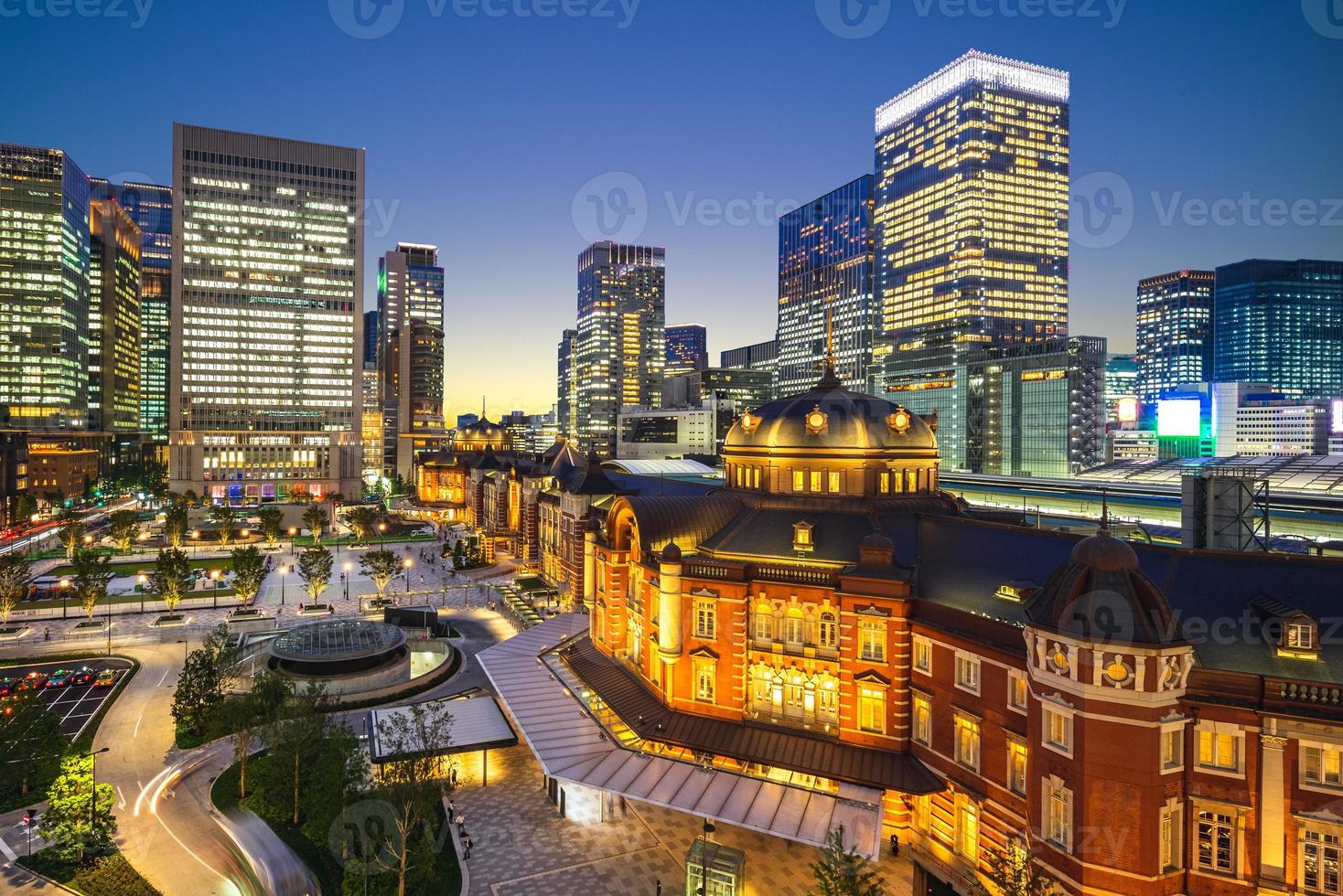 gare de tokyo dans la ville de tokyo au japon photo