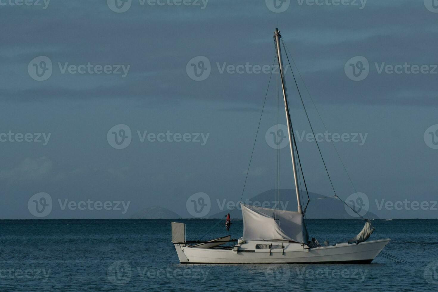une yacht réglage voile photo