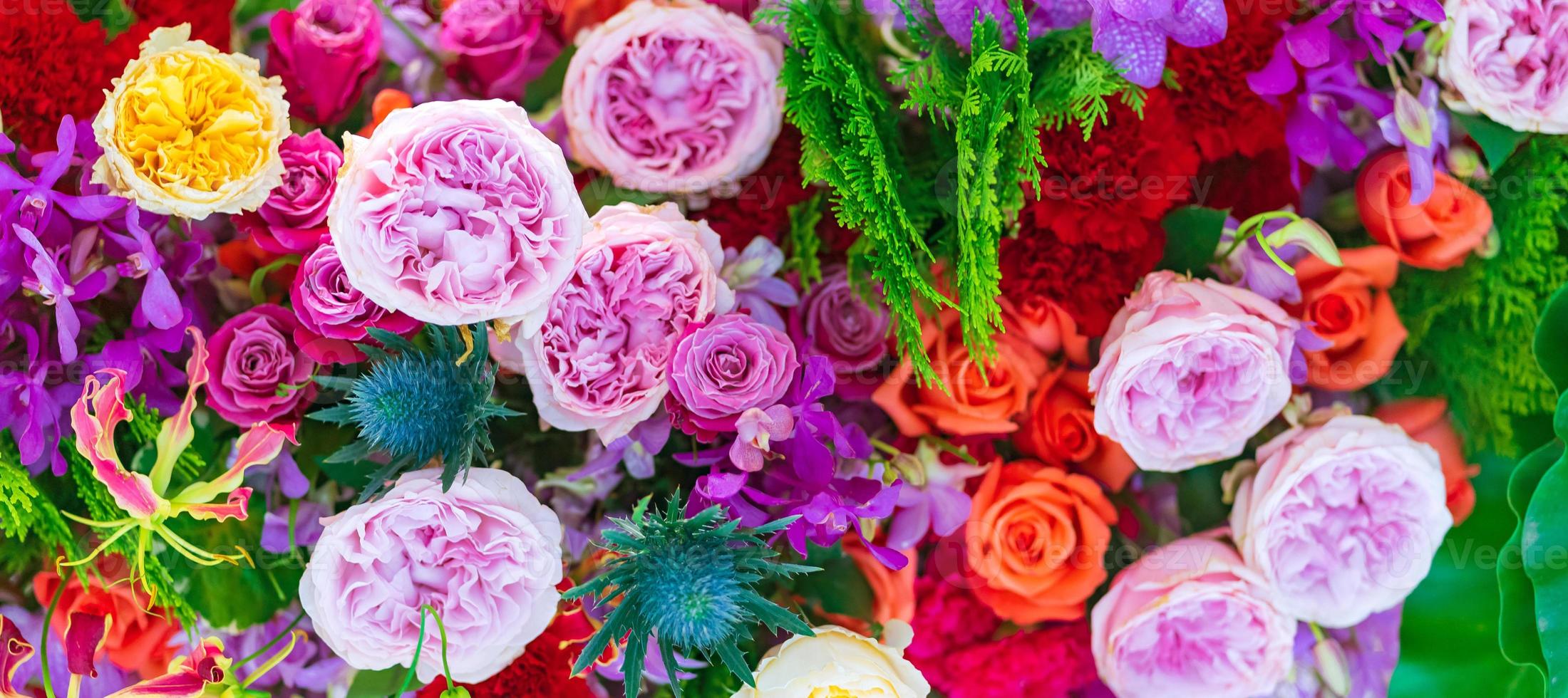 fleur de mariage mixte, fond floral multicolore photo