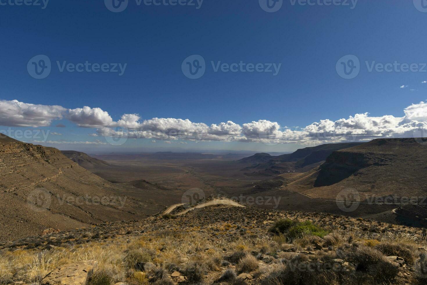 Montagne passer Aller vers le bas dans tankwa karoo photo