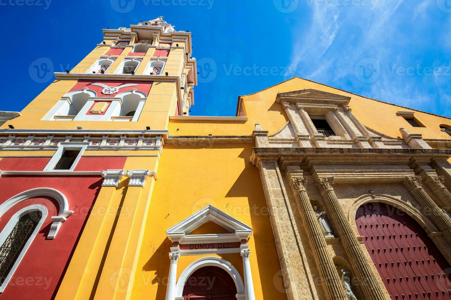 colombie, site de l'unesco, ville fortifiée colorée de cartagena cuidad amurrallada dans le centre-ville historique photo