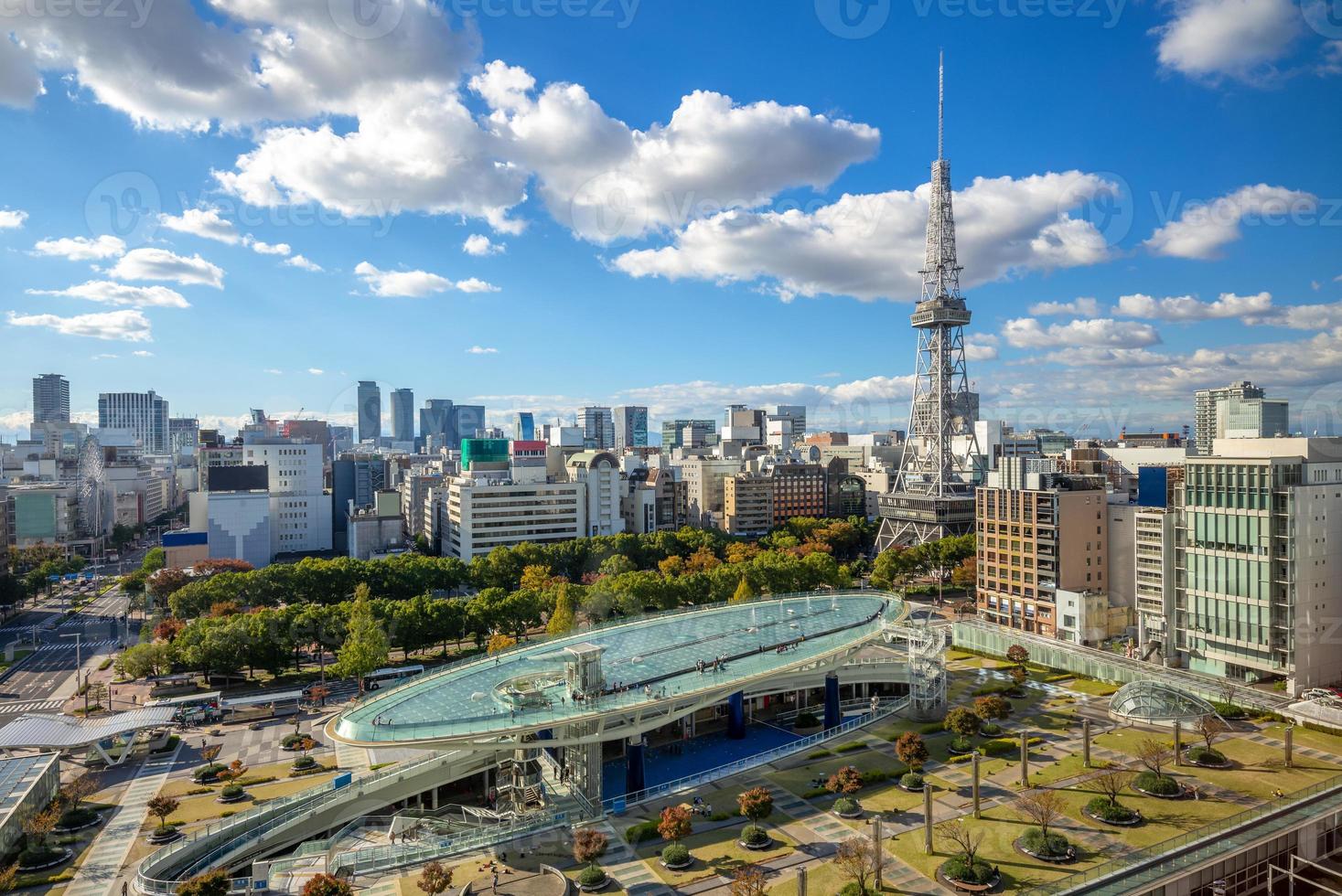 vue aérienne de nagoya avec la tour de nagoya au japon photo