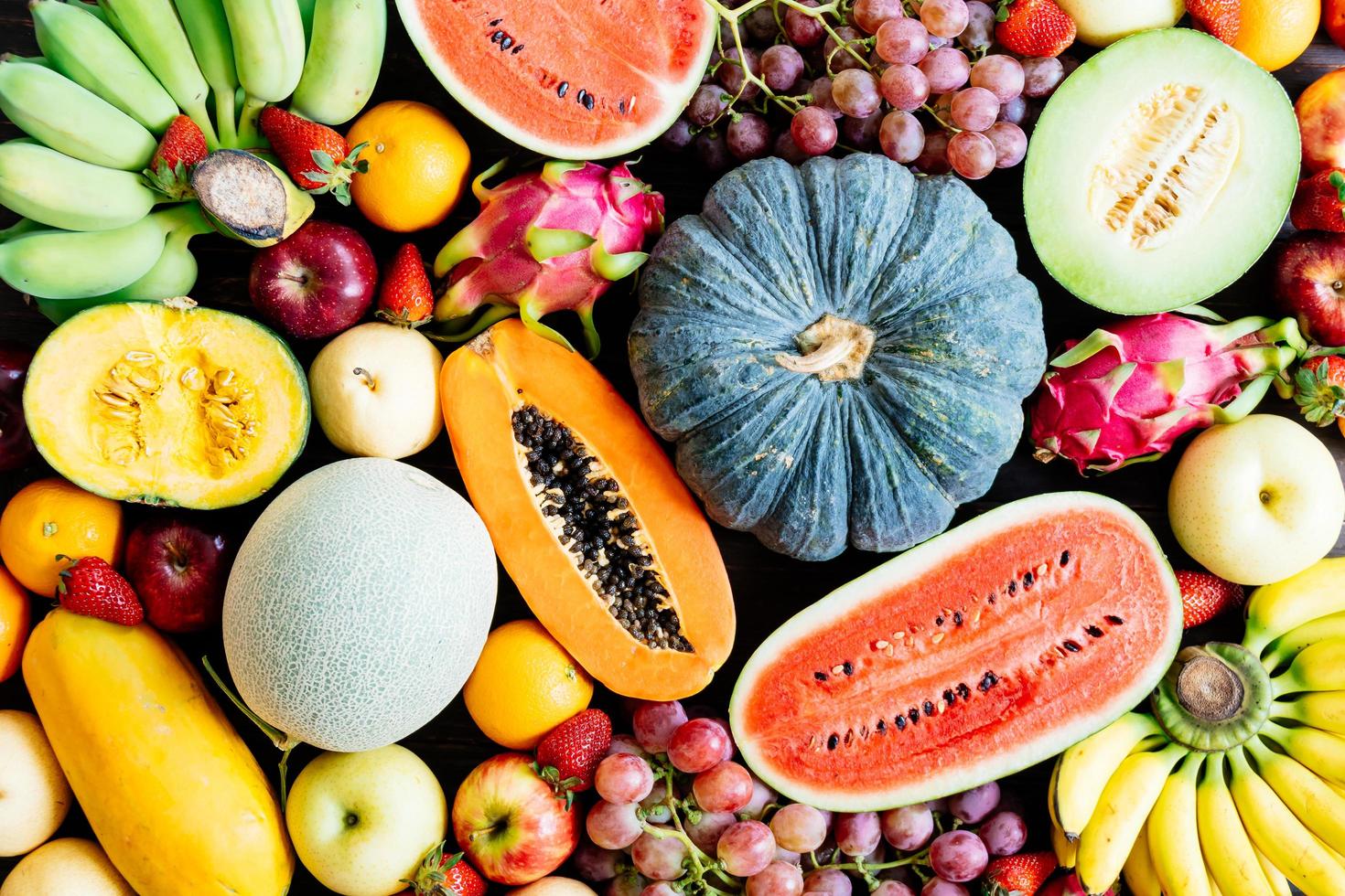 fruits assortis et mélangés photo