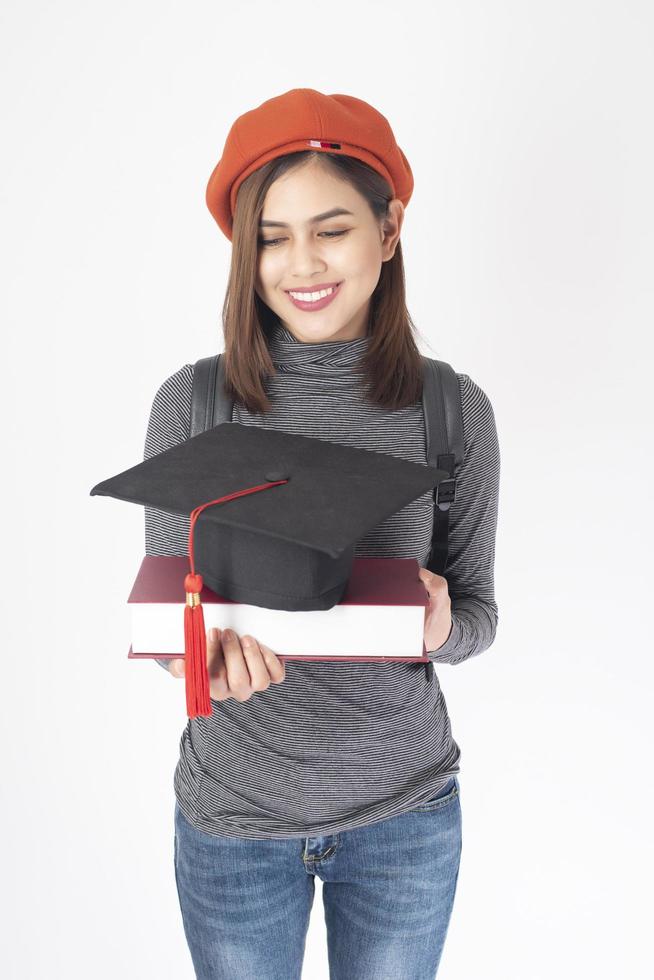 belle femme universitaire sur fond blanc photo