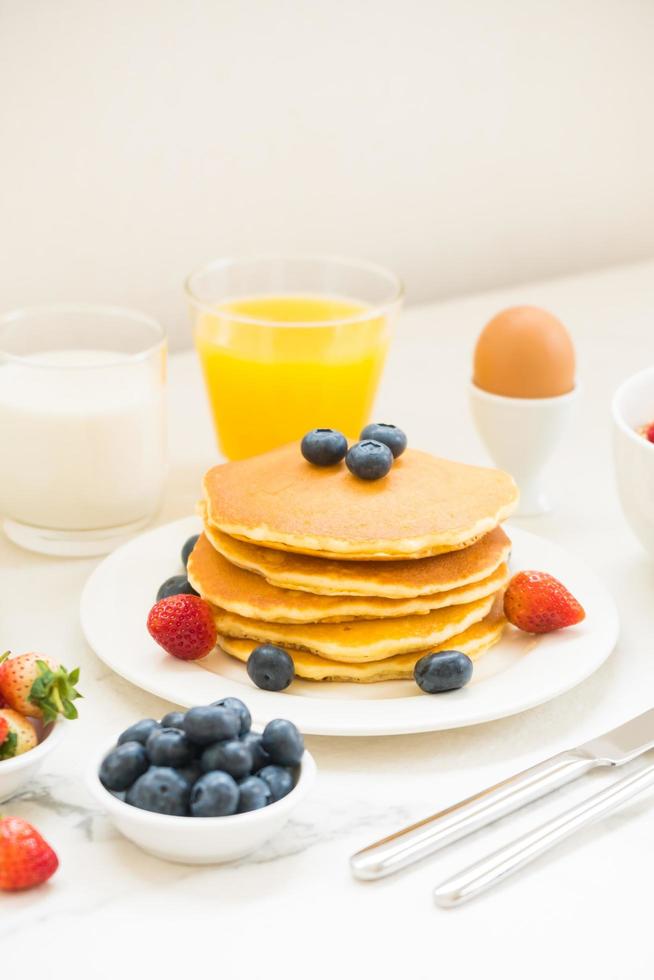 ensemble de petit-déjeuner sain photo