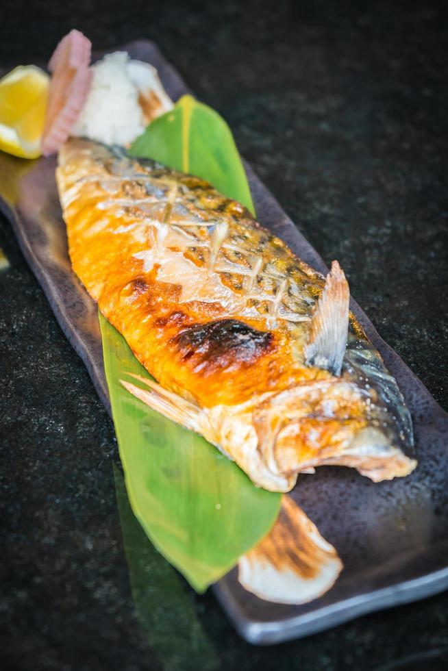 poisson saba grillé photo