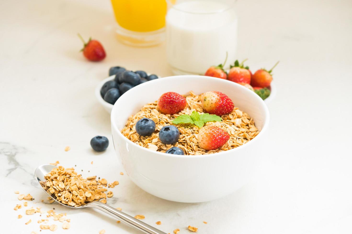 ensemble de petit-déjeuner sain photo