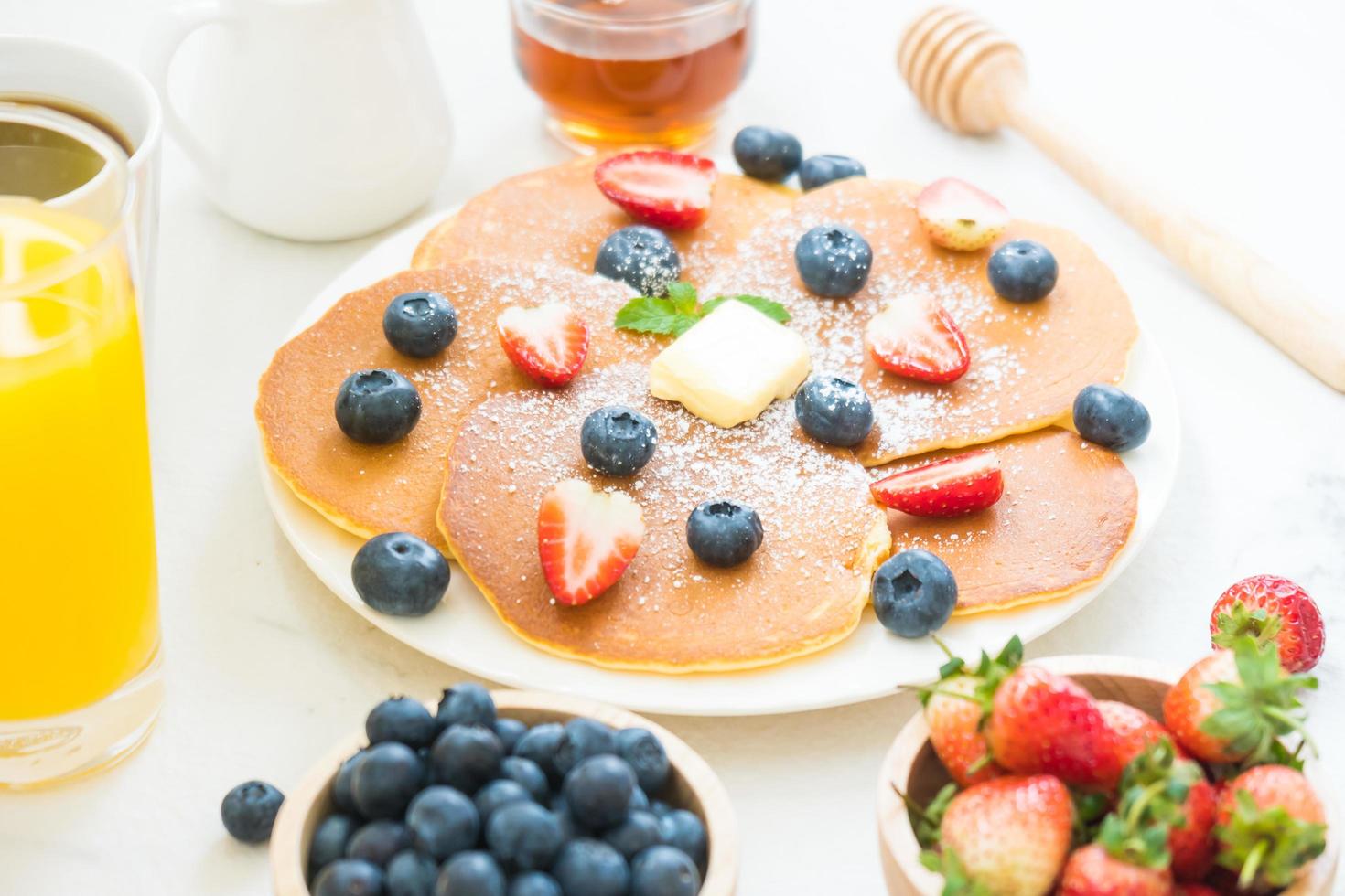 ensemble de petit-déjeuner sain photo