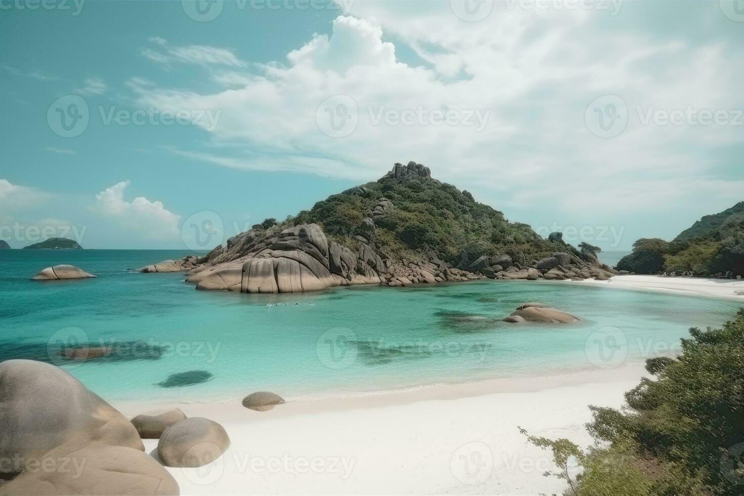 serein plage avec cristal clair l'eau et rocheux terrain photo