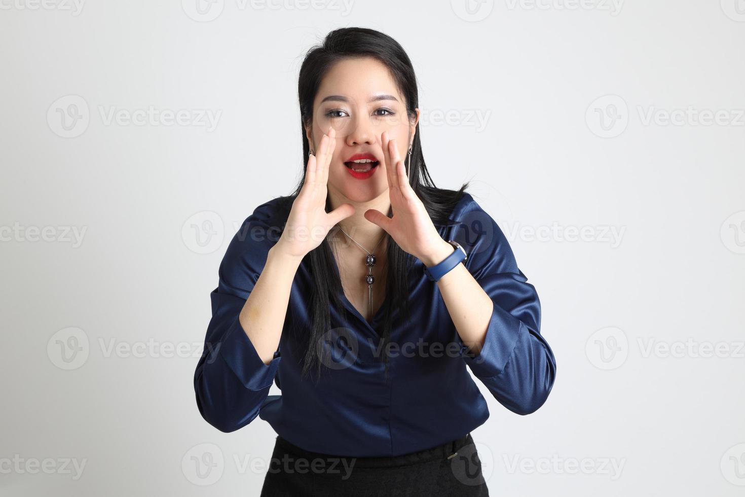 femme asiatique isolée photo