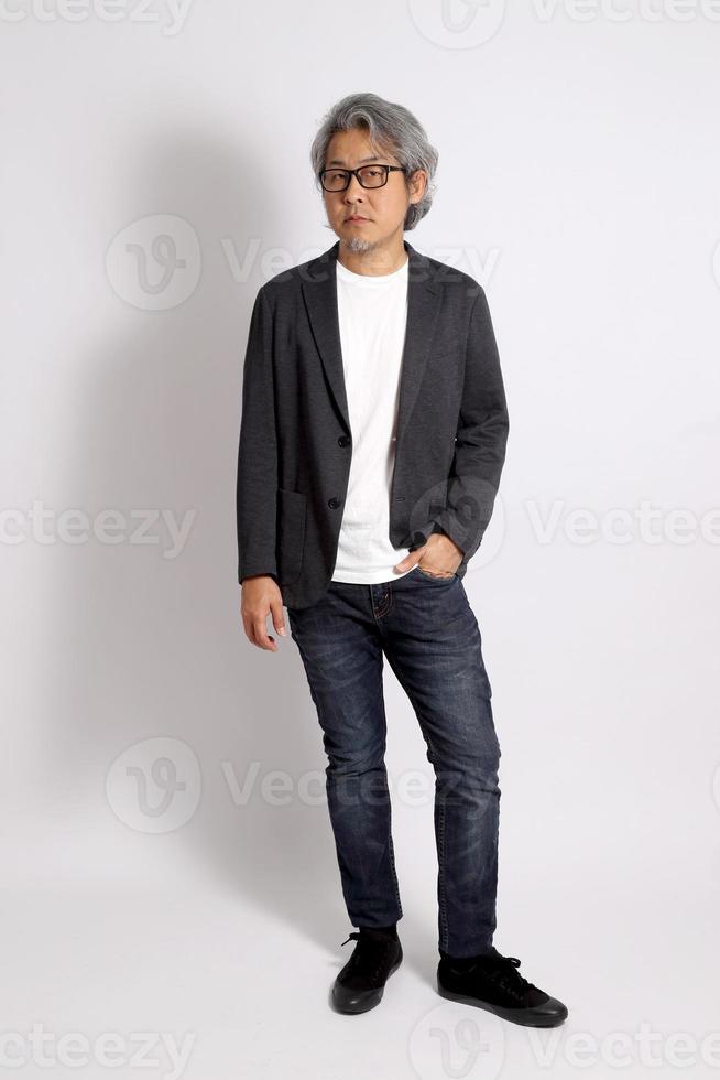 homme asiatique senior photo