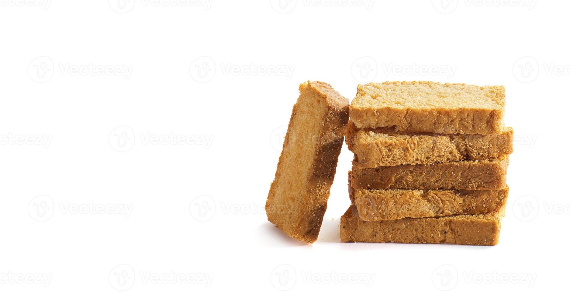 biscotte ou toasts sur fond blanc photo