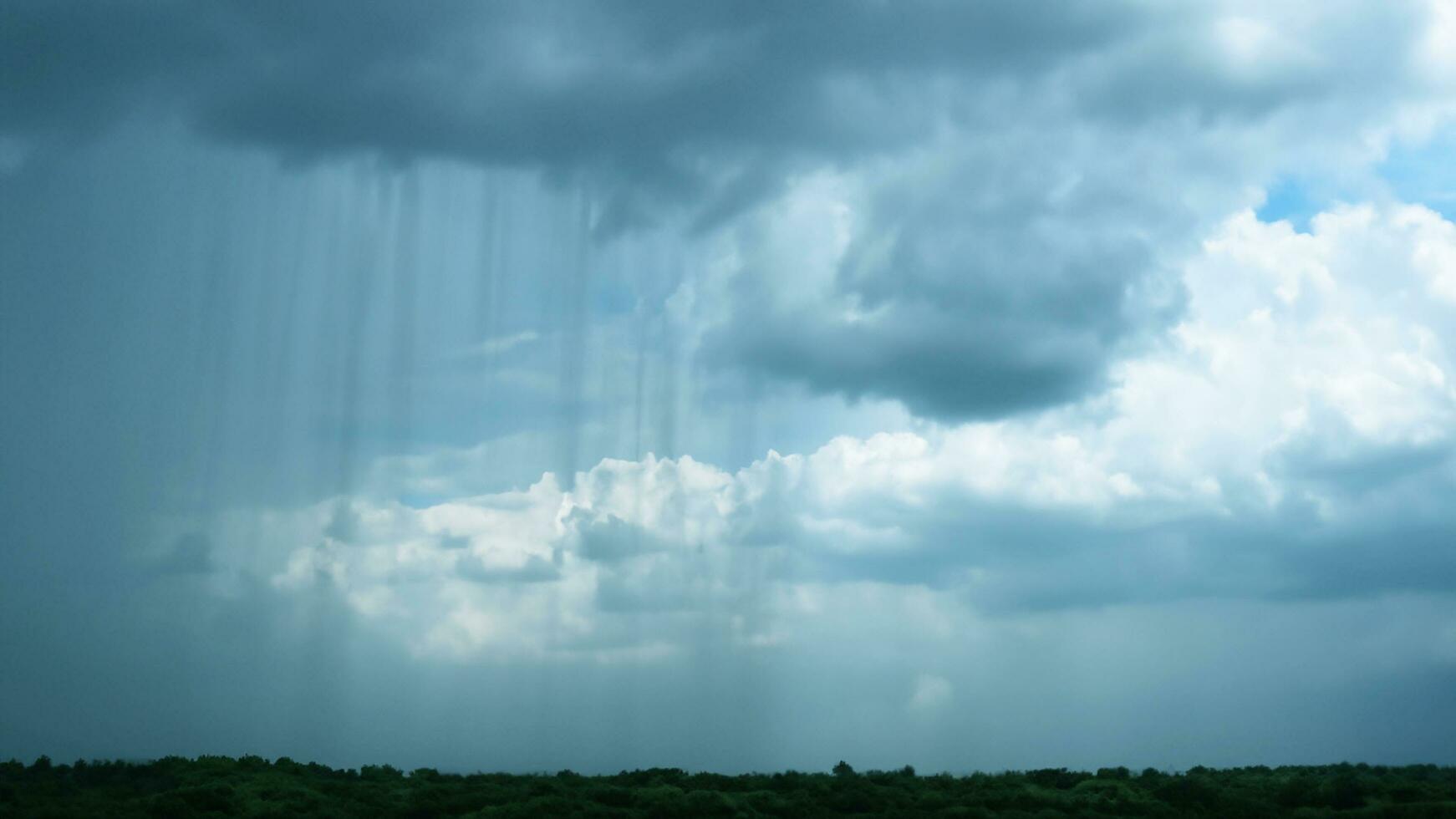 pluie des nuages et noir ciel texturé Contexte panoramique coup de pluie des nuages dans le distance pluie de le ciel noir nuage et tonnerre orage foncé ciel et mouvement des nuages avant pluvieux 3d illustration photo