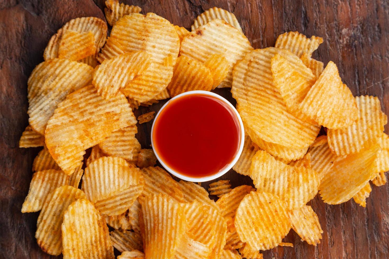 recette chips de pommes de terre au paprika fumé maison photo