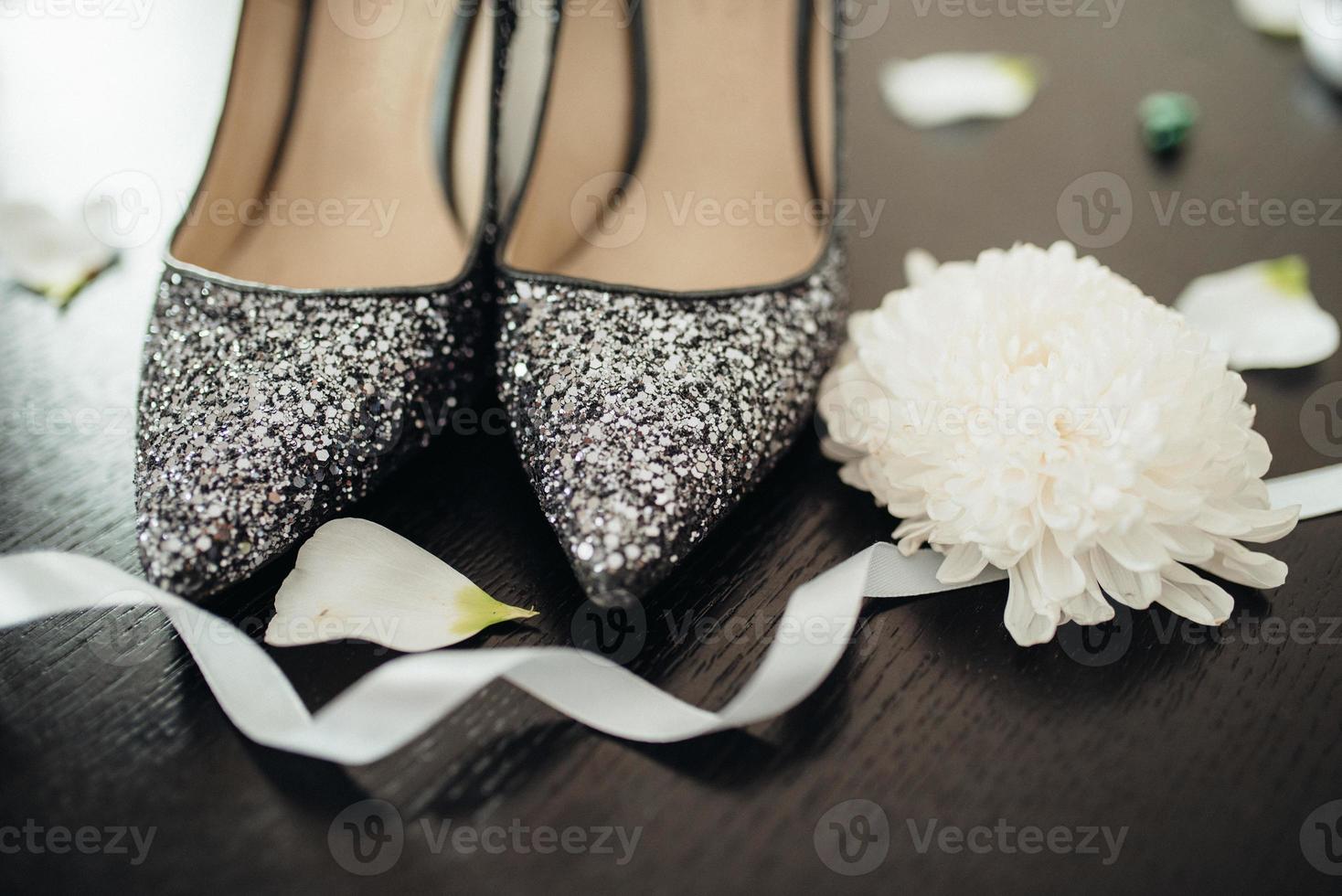 chaussures de mariage de la mariée, belle mode photo