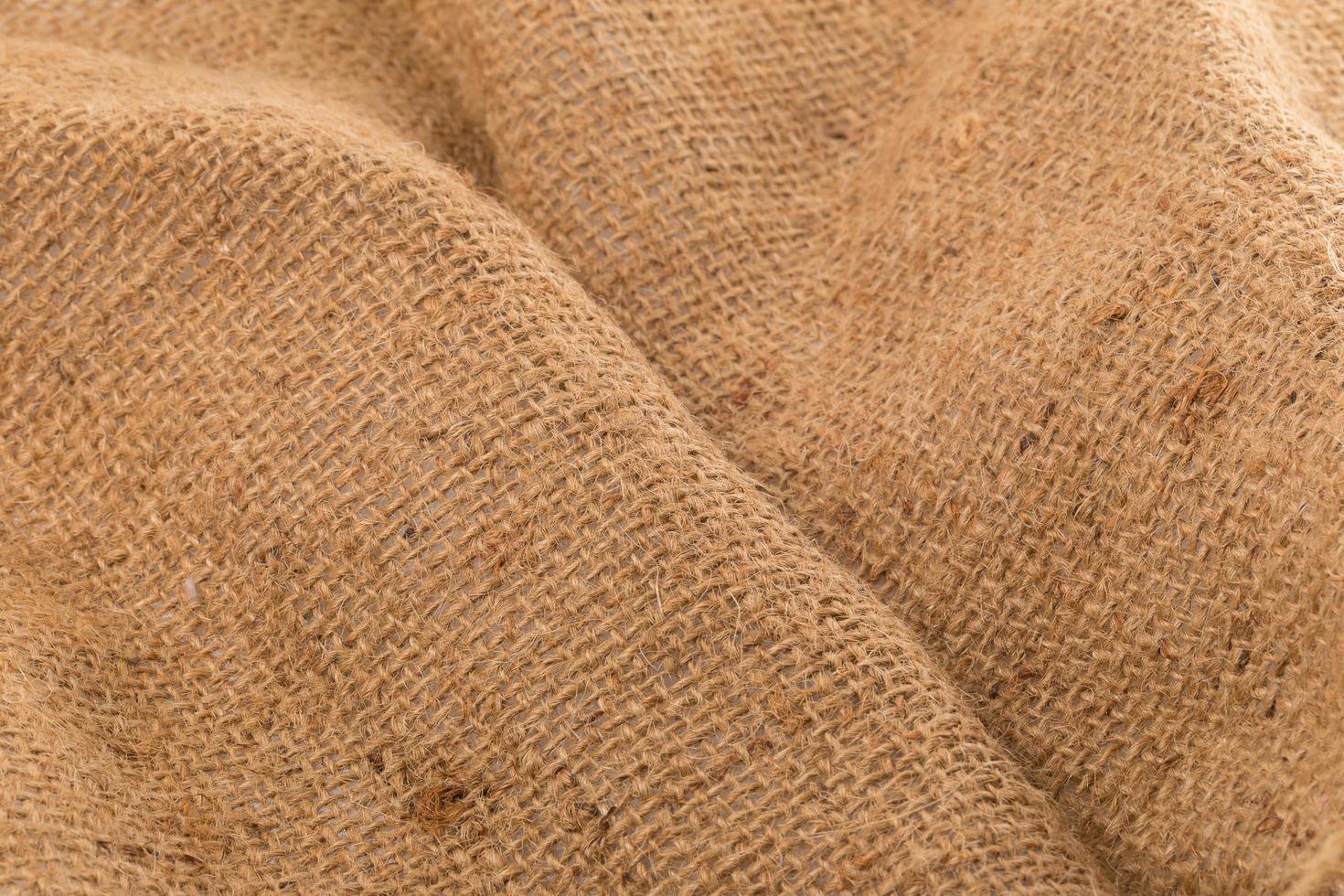 Close up tag tissu sac isolé sur fond blanc photo