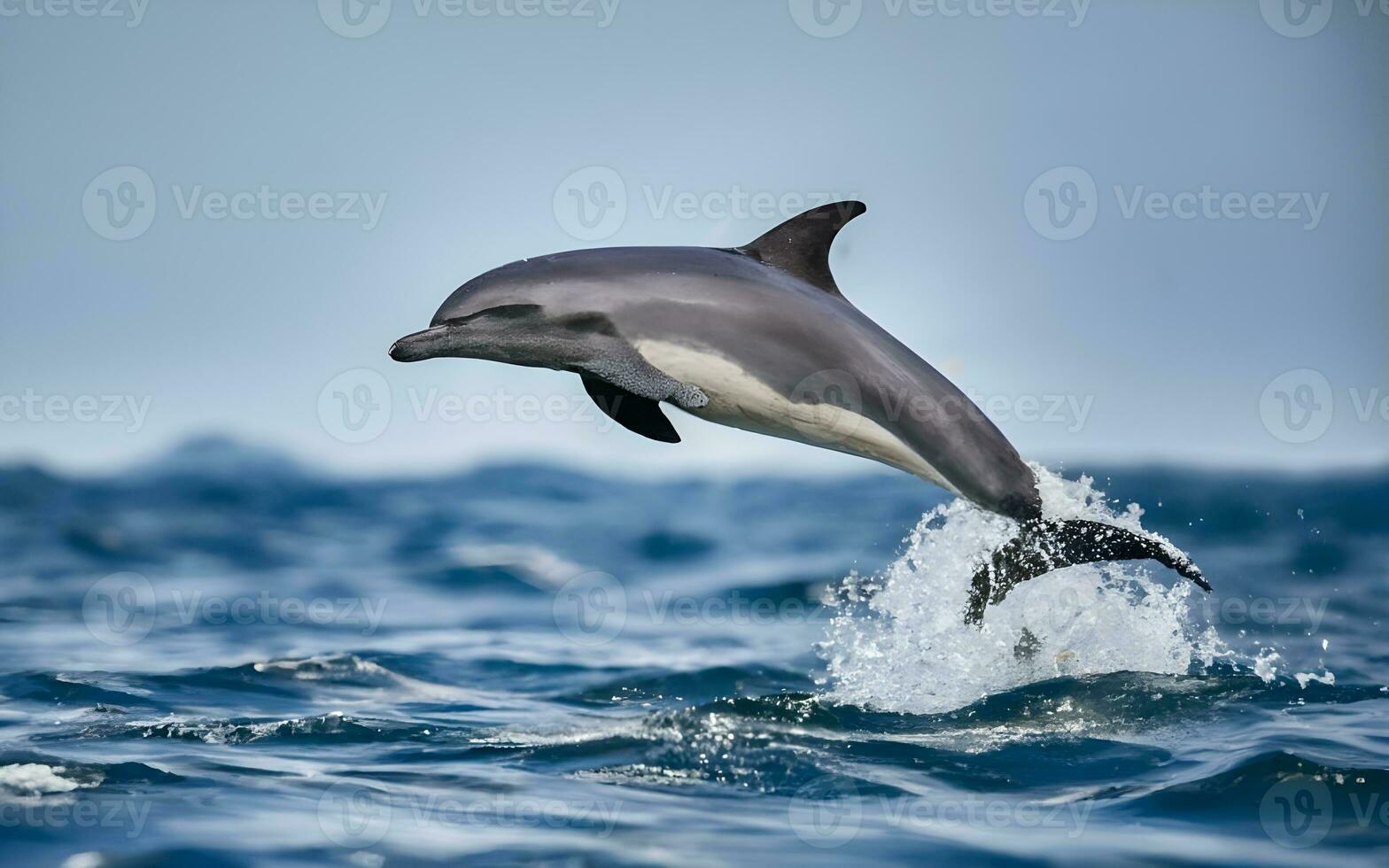 capturer le élégance, une proche rencontre avec une dauphins gracieux saut de le océan profondeurs. ai généré photo