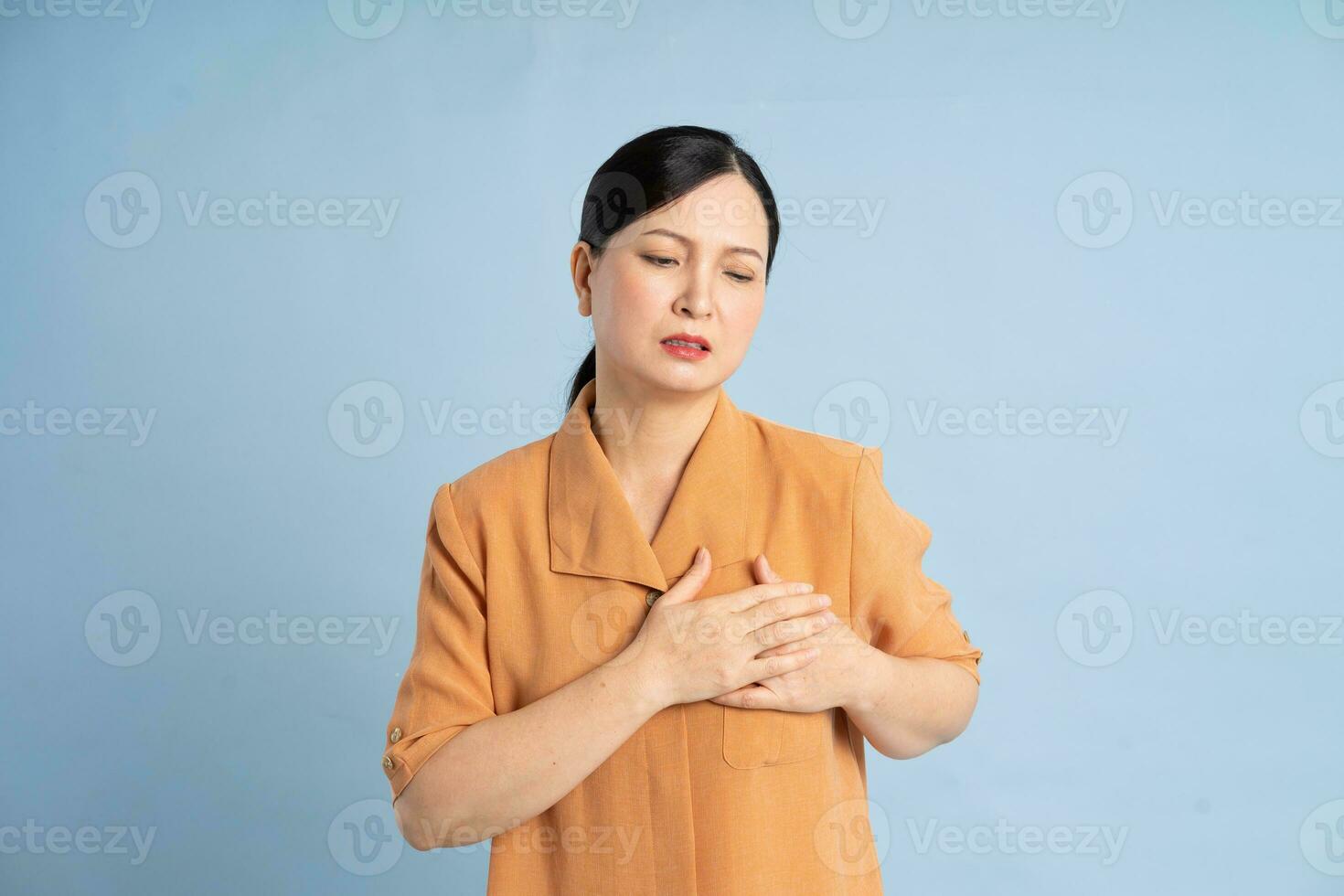 portrait de un personnes âgées femme photo