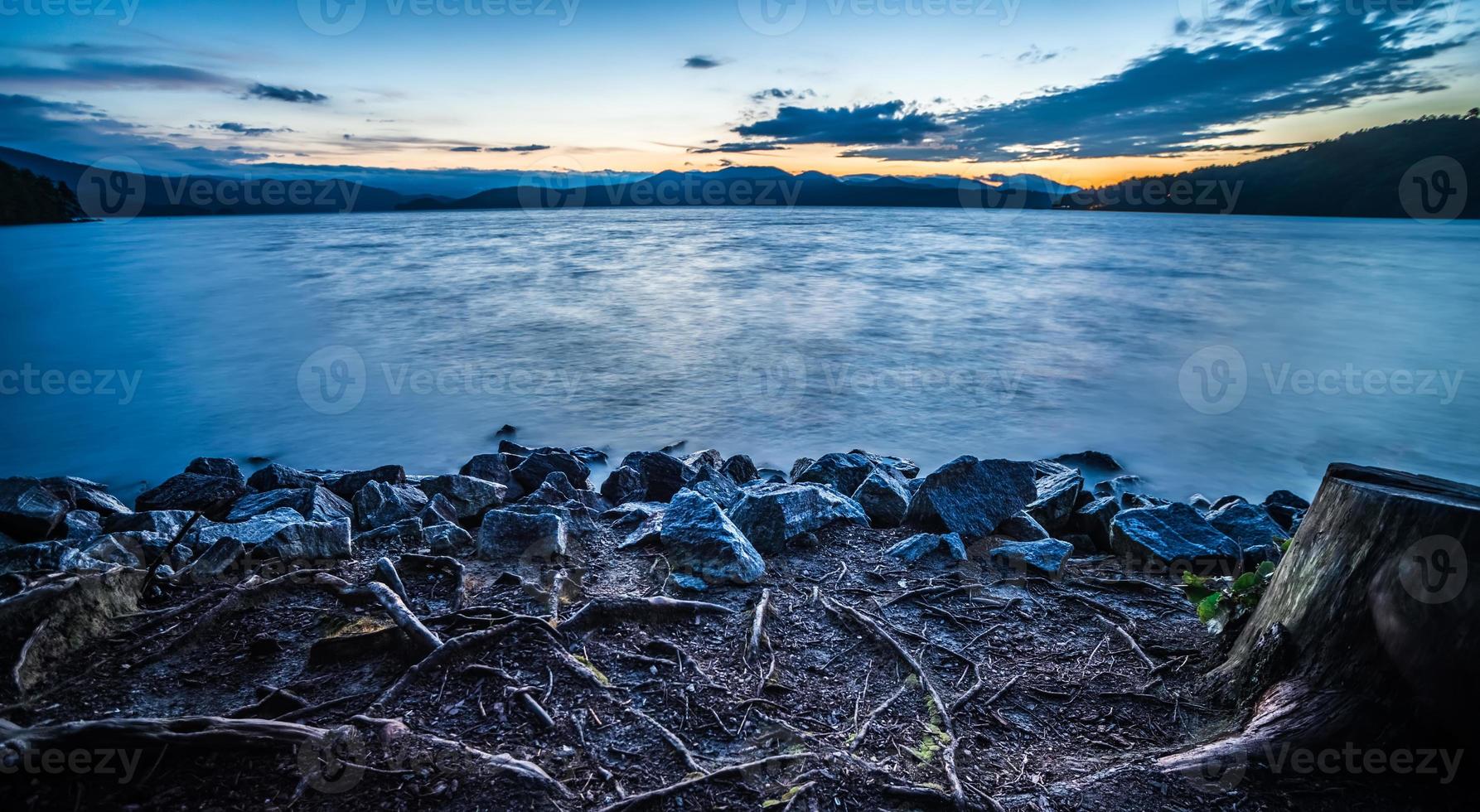 belles scènes de paysage au lac jocassee caroline du sud photo