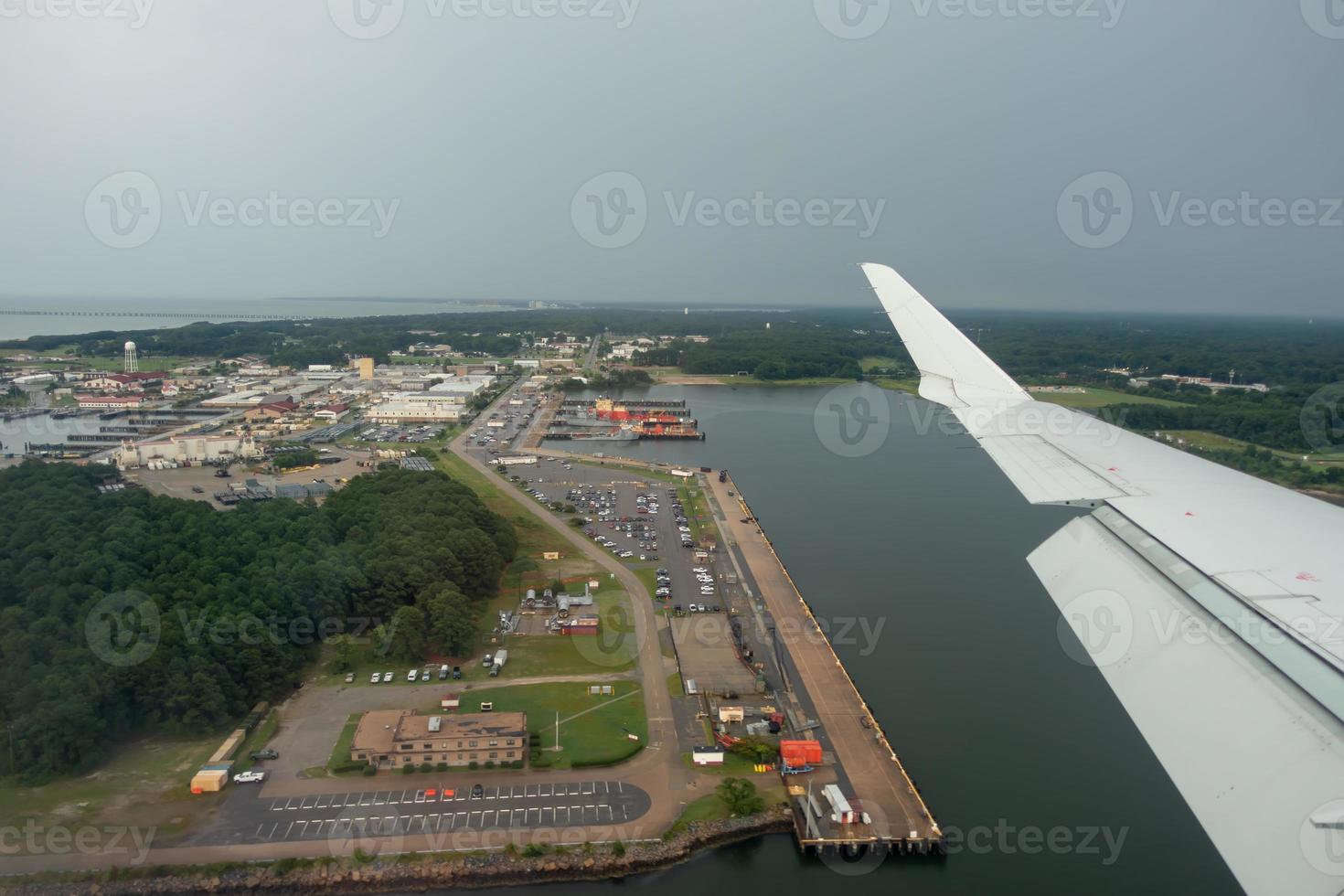 atterrissage à l'aéroport de norfolk en Virginie photo