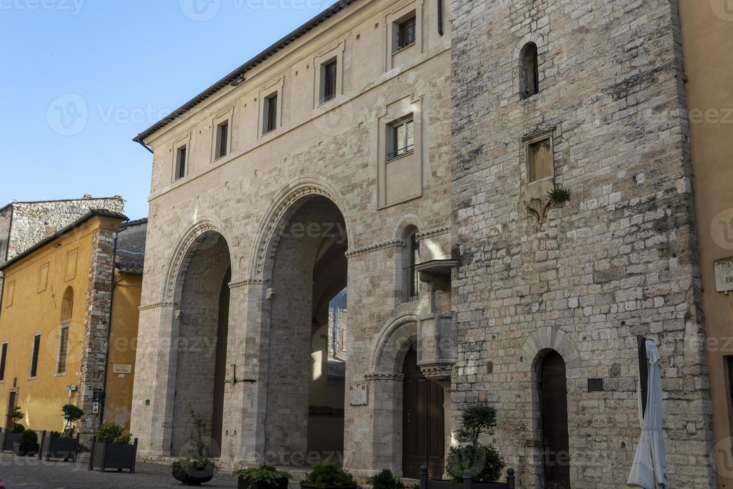 Bâtiments à Narni, Italie, 2020 photo