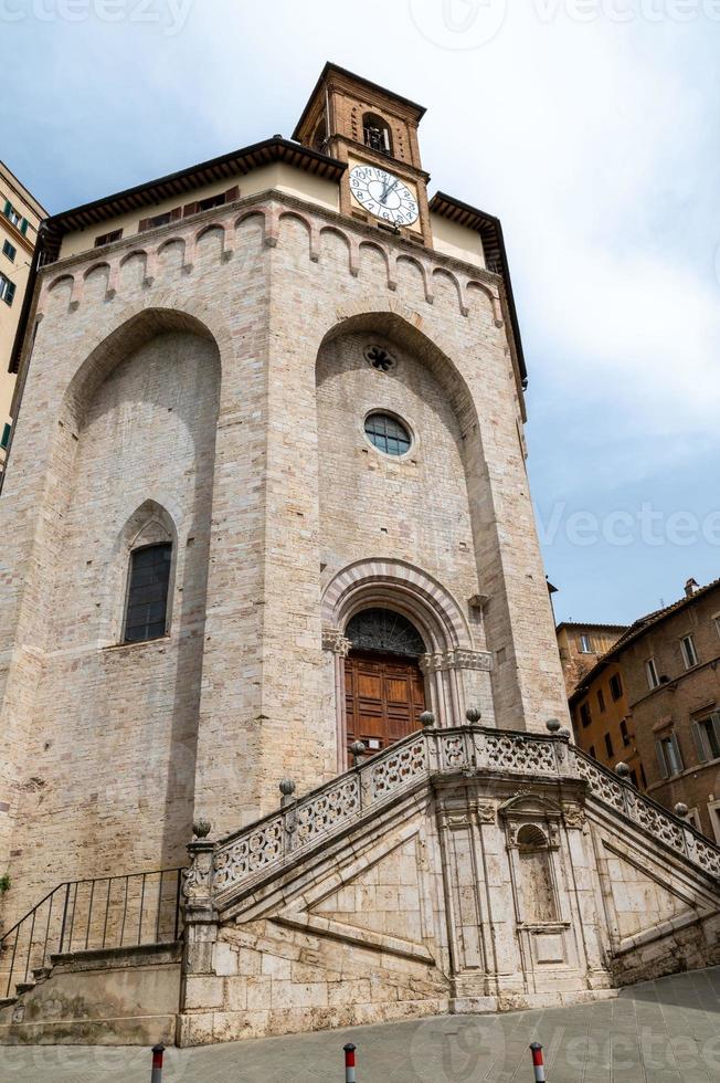 Église de Sant Ercolano à Pérouse, Italie, 2021 photo