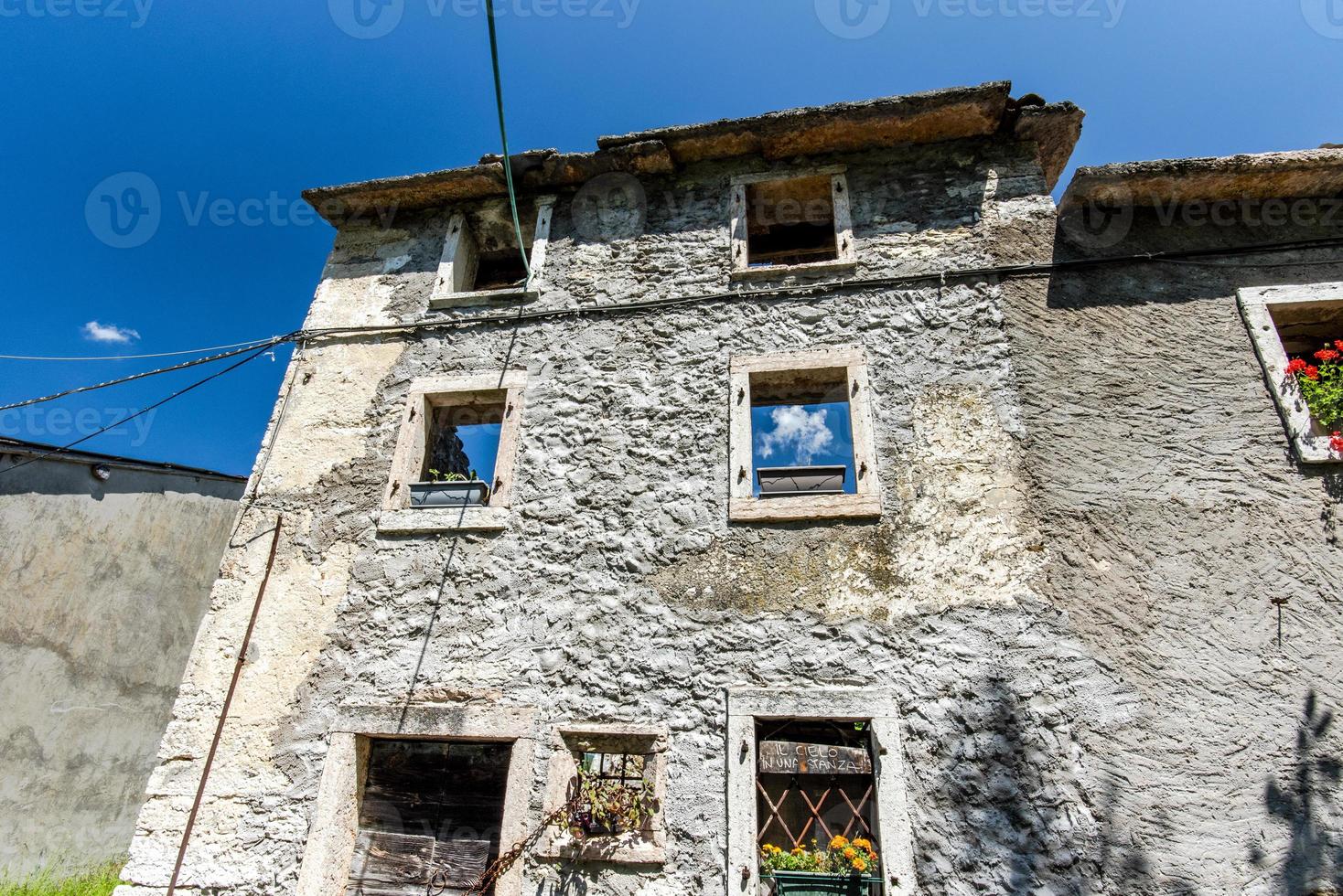 vieille maison en pierre photo