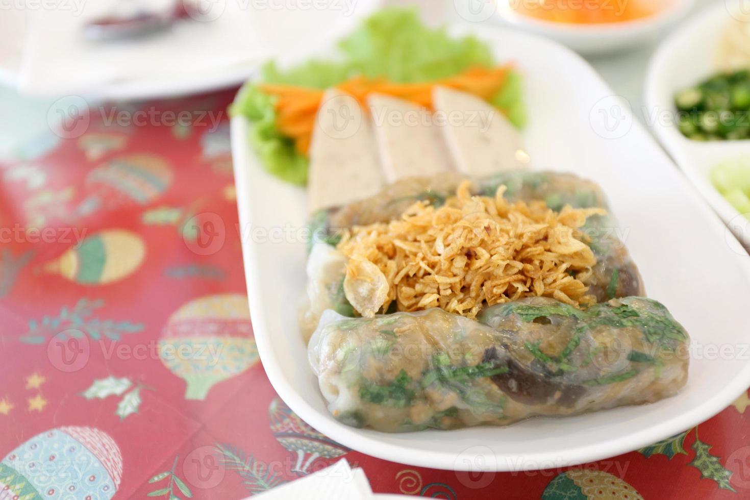 délicieuse cuisine vietnamienne photo