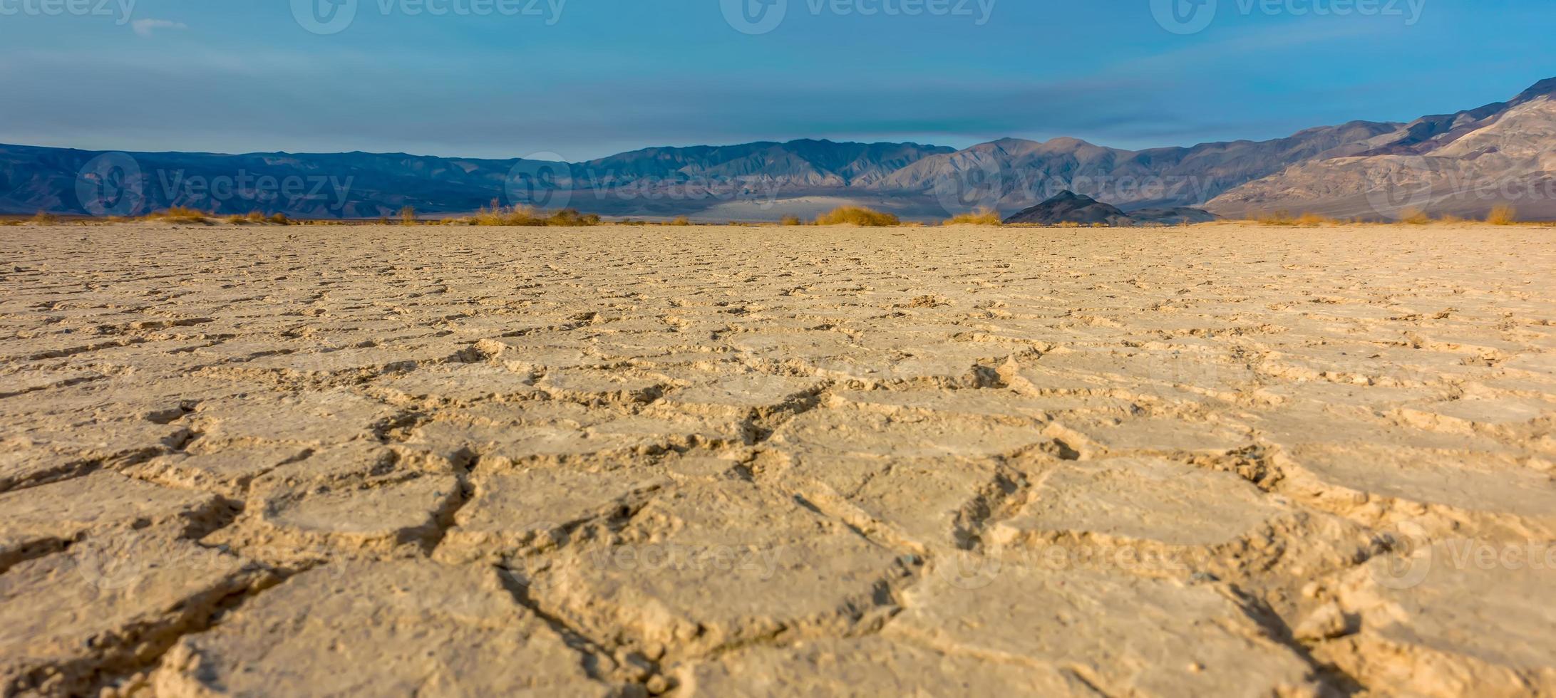 beau paysage dans le parc national de la vallée de la mort, californie photo