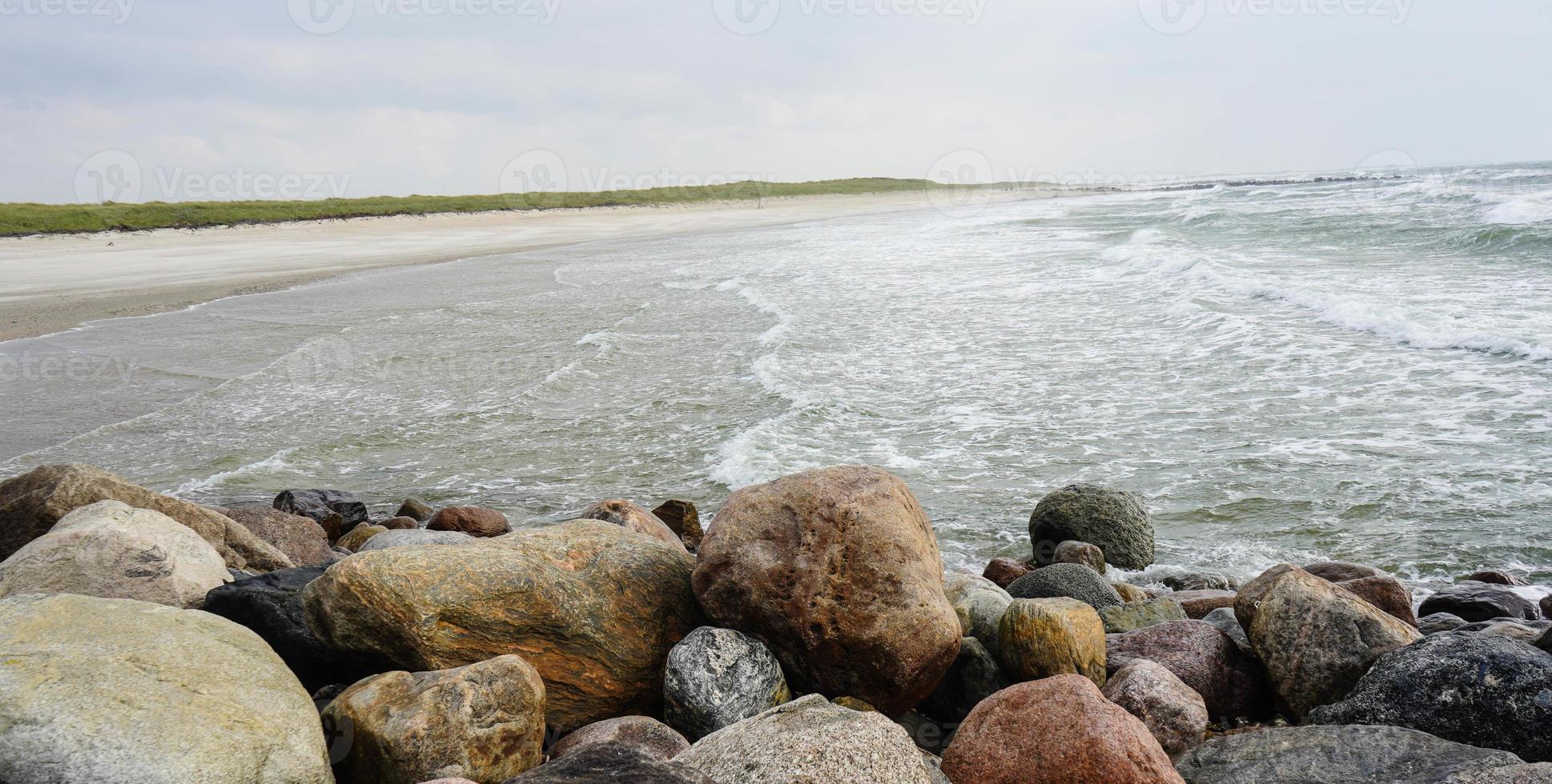 à la plage de blavand ho danemark photo