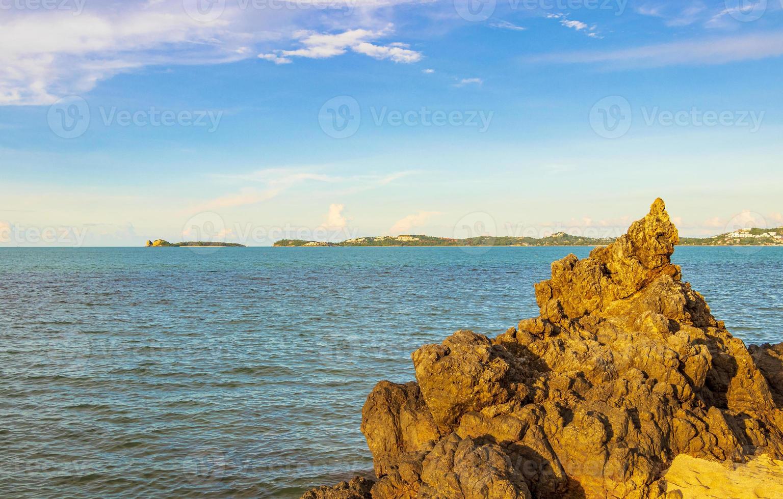 côte de la plage de l'île de koh samui, thaïlande photo